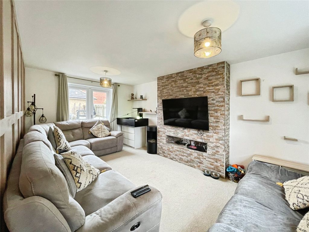 Property photo 2 of 20 Picture No. 19