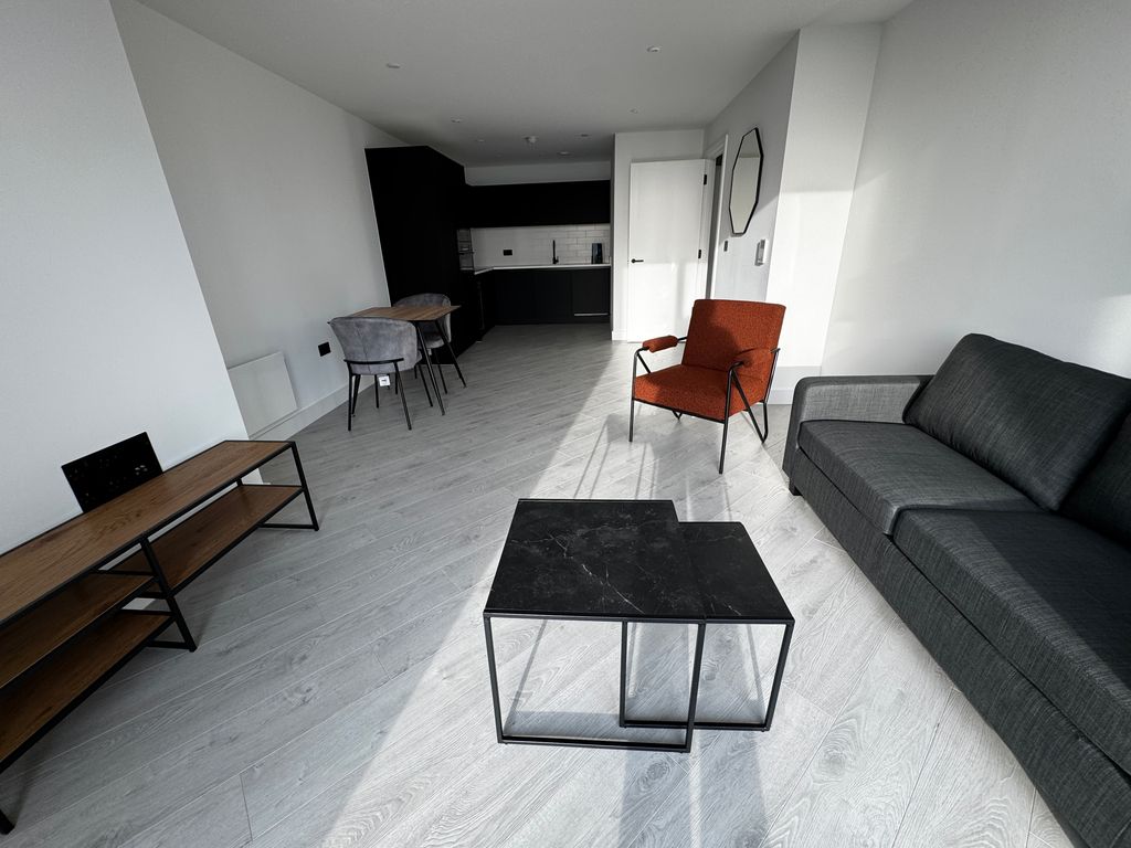 Property photo 2 of 31