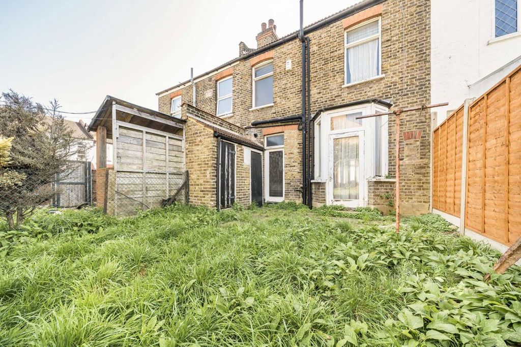 Property photo 3 of 3