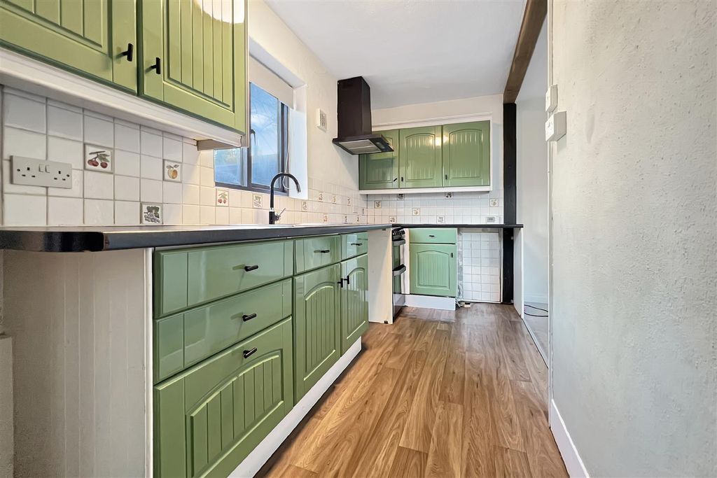 Property photo 2 of 13 Kitchen