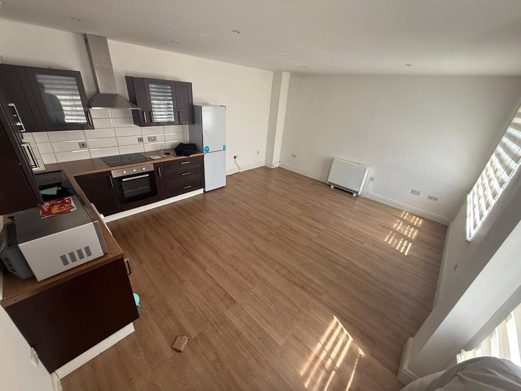 Property photo 1 of 10 Picture No. 02