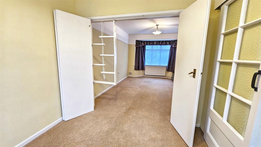 Property photo 3 of 18 20251204_132659.Jpg