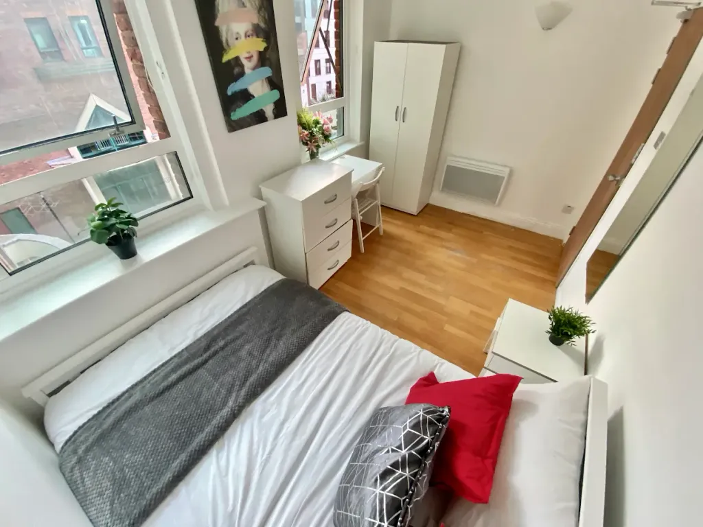 Property photo 2 of 7