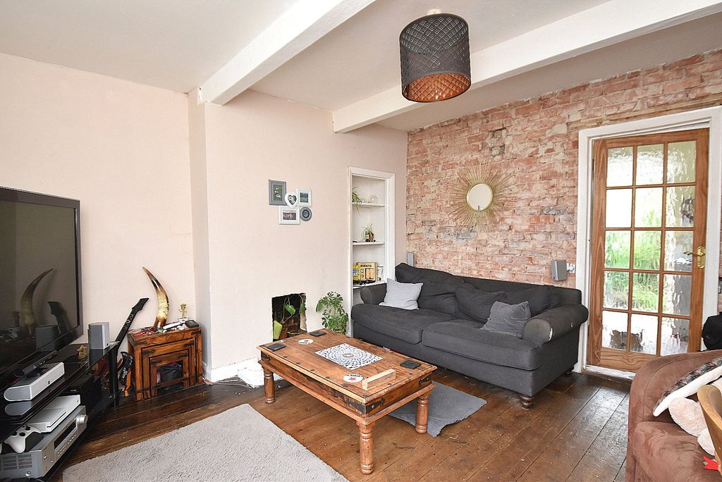 Property photo 2 of 11 Picture No. 07