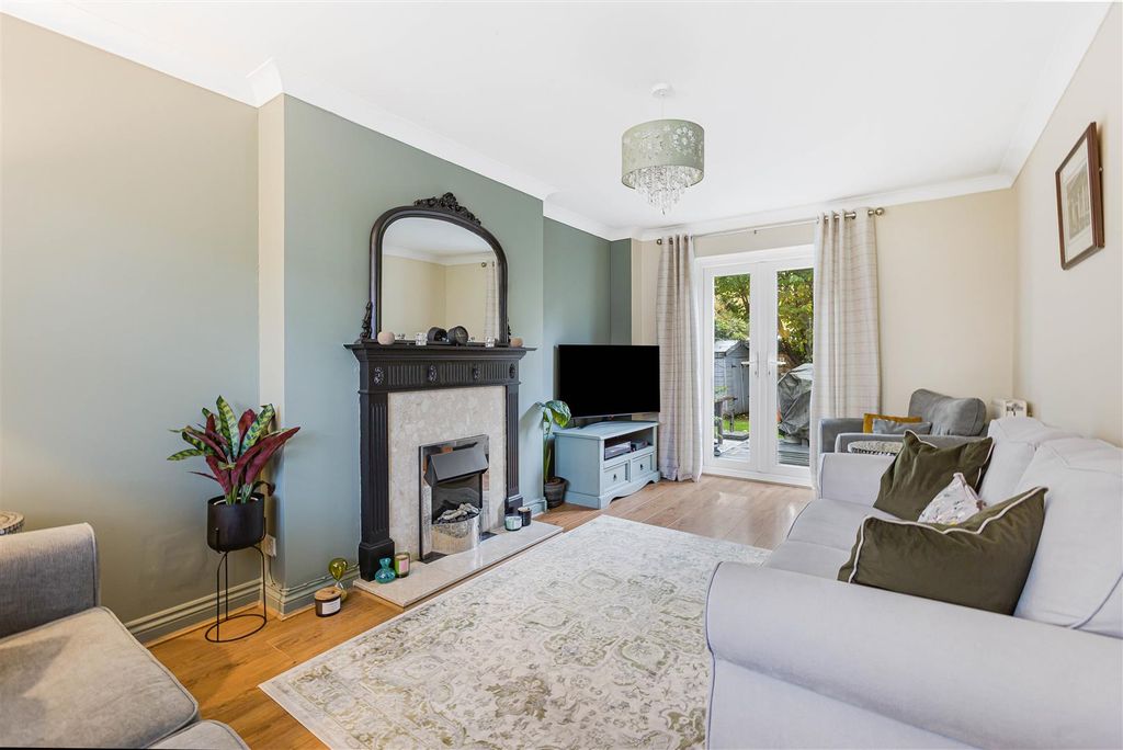 Property photo 3 of 22 8_66085.Jpg