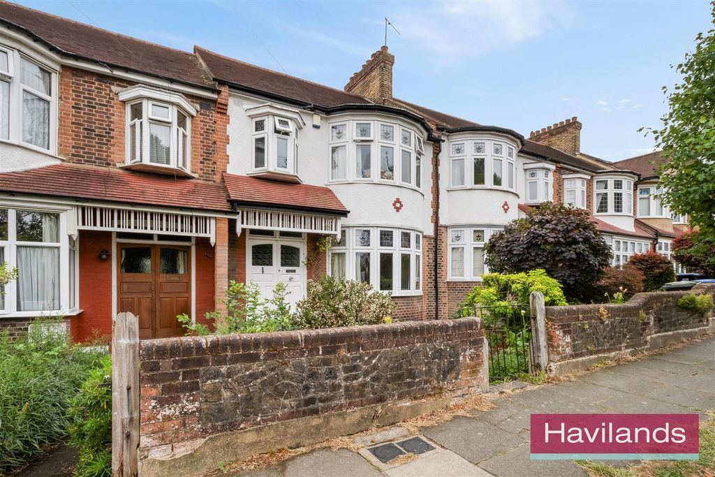 Property photo 1 of 12 Cheyne Walk-10.Jpg