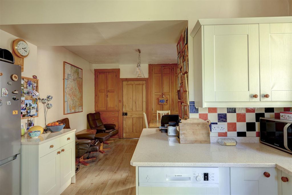 Additional image 6 of 6 bed property for saleLowther Street, Penrith CA11