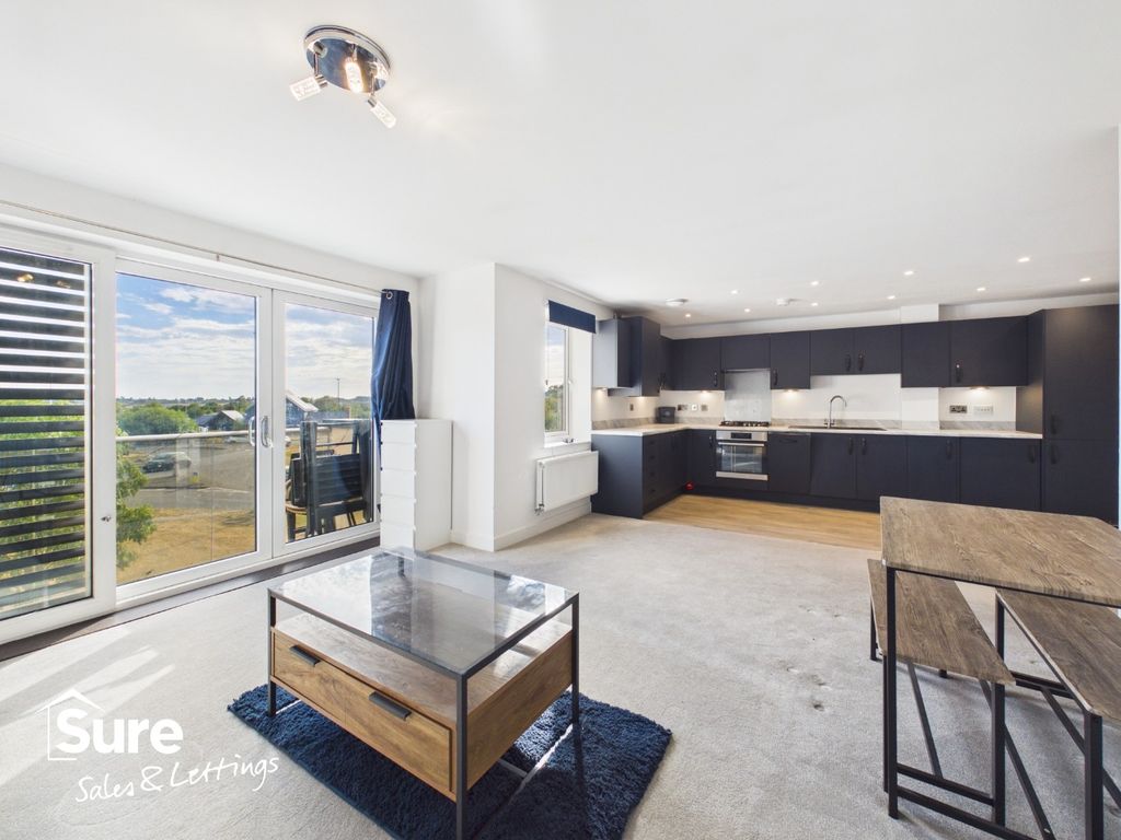 Property photo 2 of 14 5416593