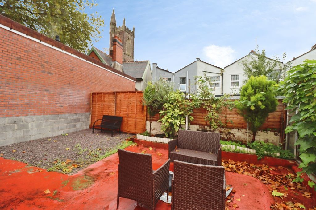 Property photo 3 of 23 Pbox-Img.Jpg