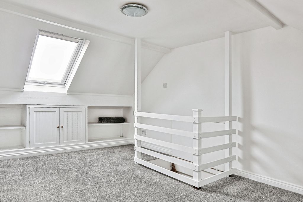 Property photo 2 of 11 795429Df-118