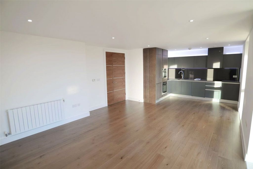 Property photo 2 of 8 Picture No. 09