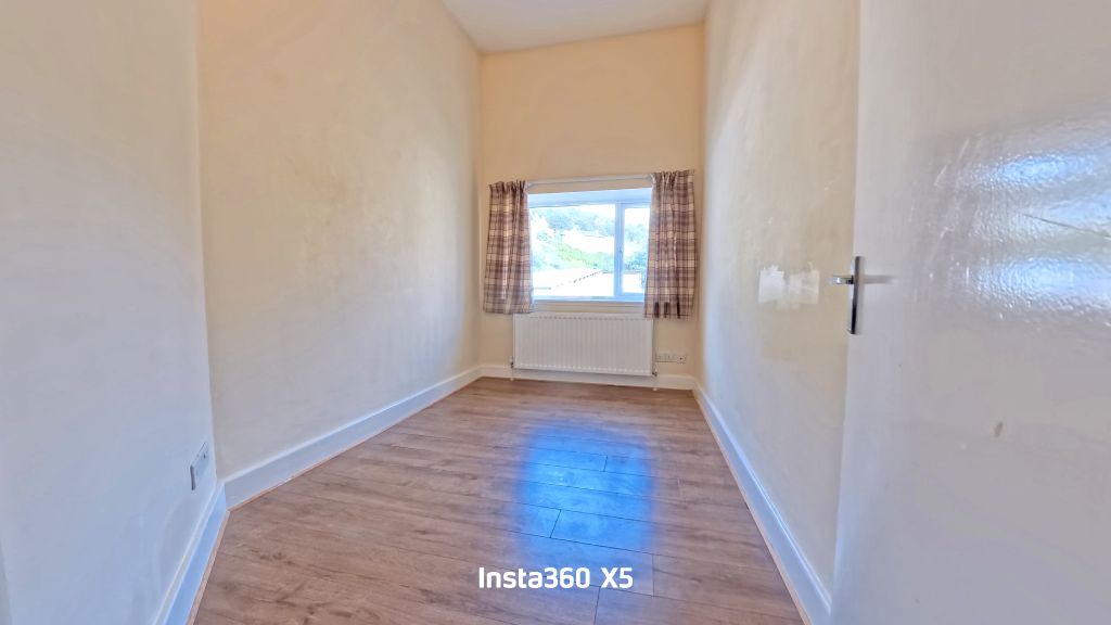 Property photo 2 of 7 20260422_104732_366