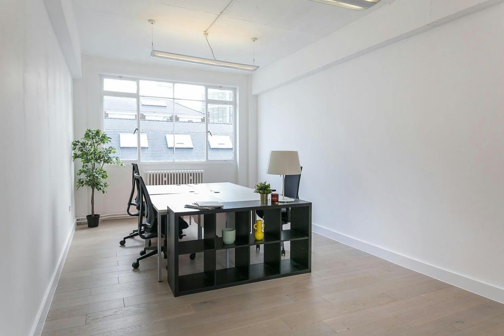 Property photo 3 of 12 32-38-Scrutton-Street-Unit-2-Shoreditch-Ec2A-Flexible-Office-Workspace-To-Let-Internal2-Dominion.London.Jpg