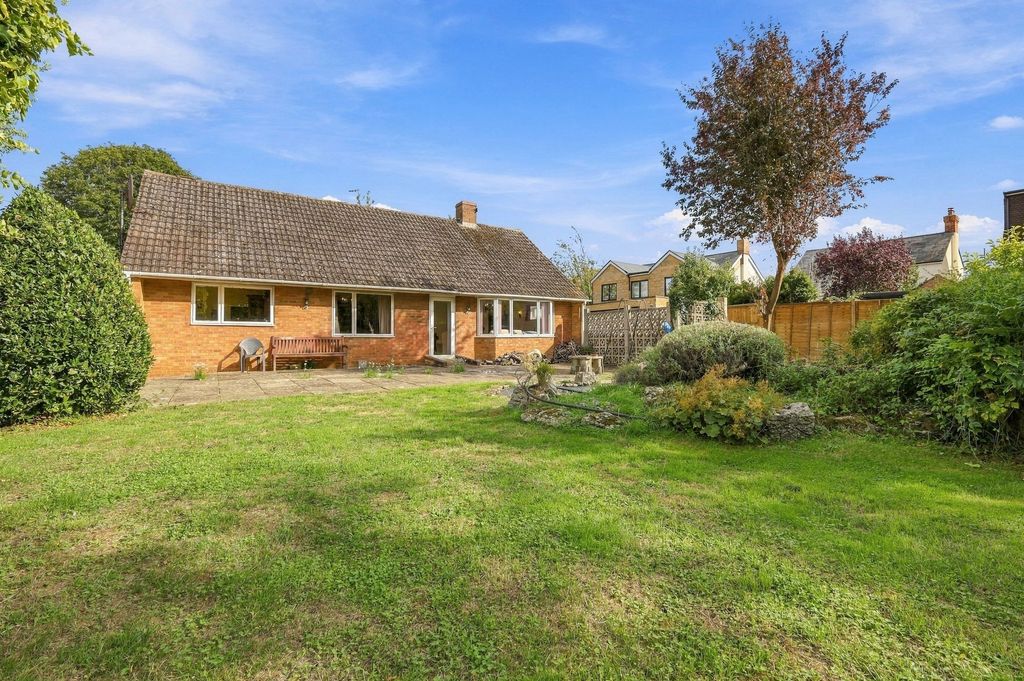 Property photo 3 of 19