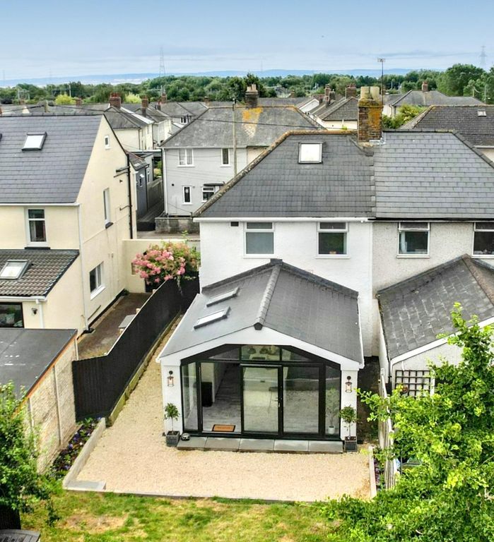 Property photo 1 of 20 Outstanding, Spacious 2 Bedroom Home, Exceptional Specification