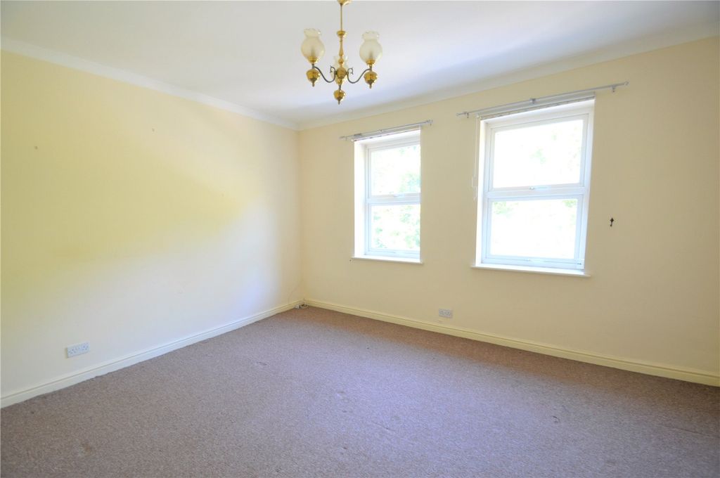 Property photo 3 of 7 Picture No. 09