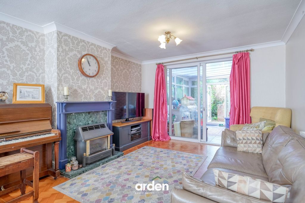 Property photo 2 of 14