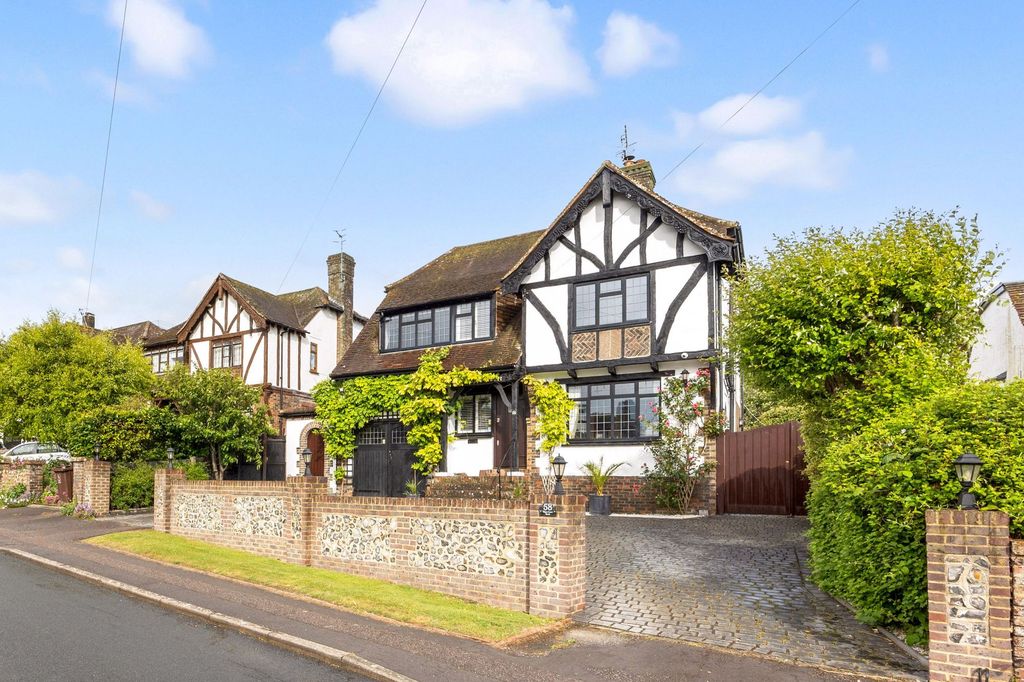 Property photo 1 of 34