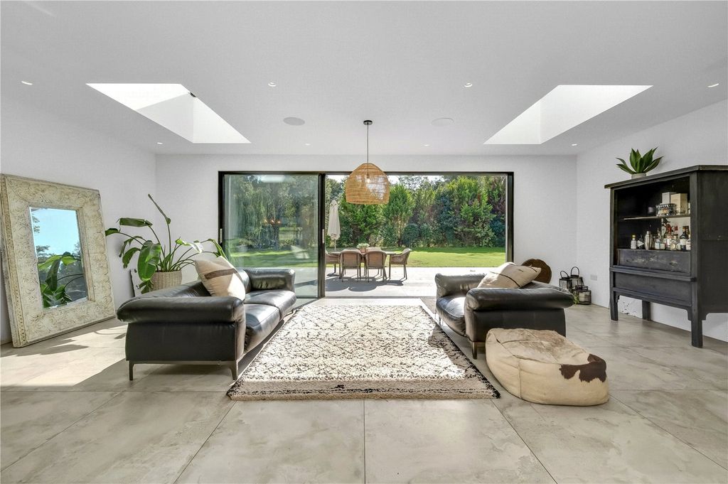 Property photo 1 of 17 Picture No. 07