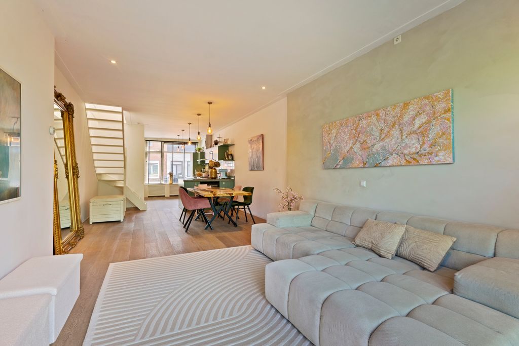 Property photo 2 of 48