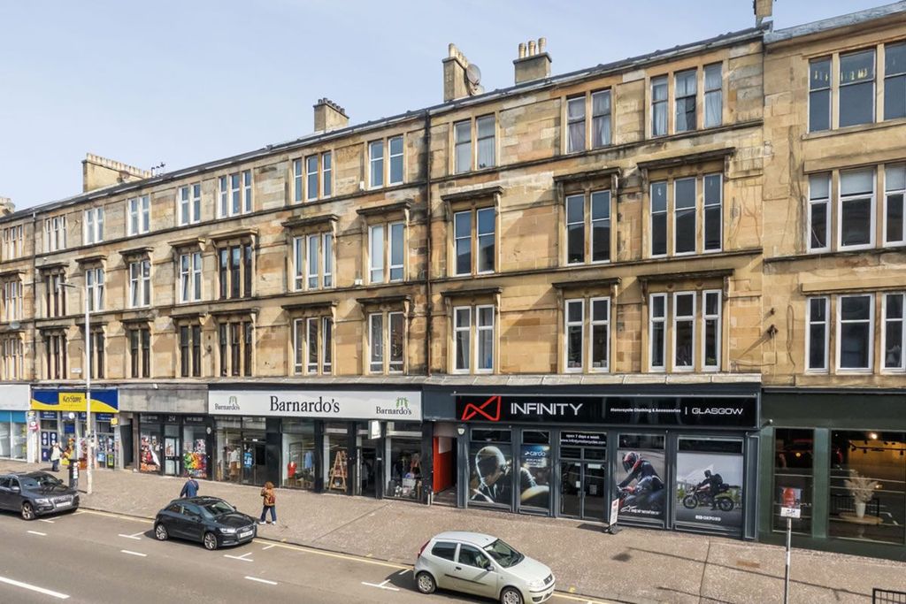 Property photo 1 of 2