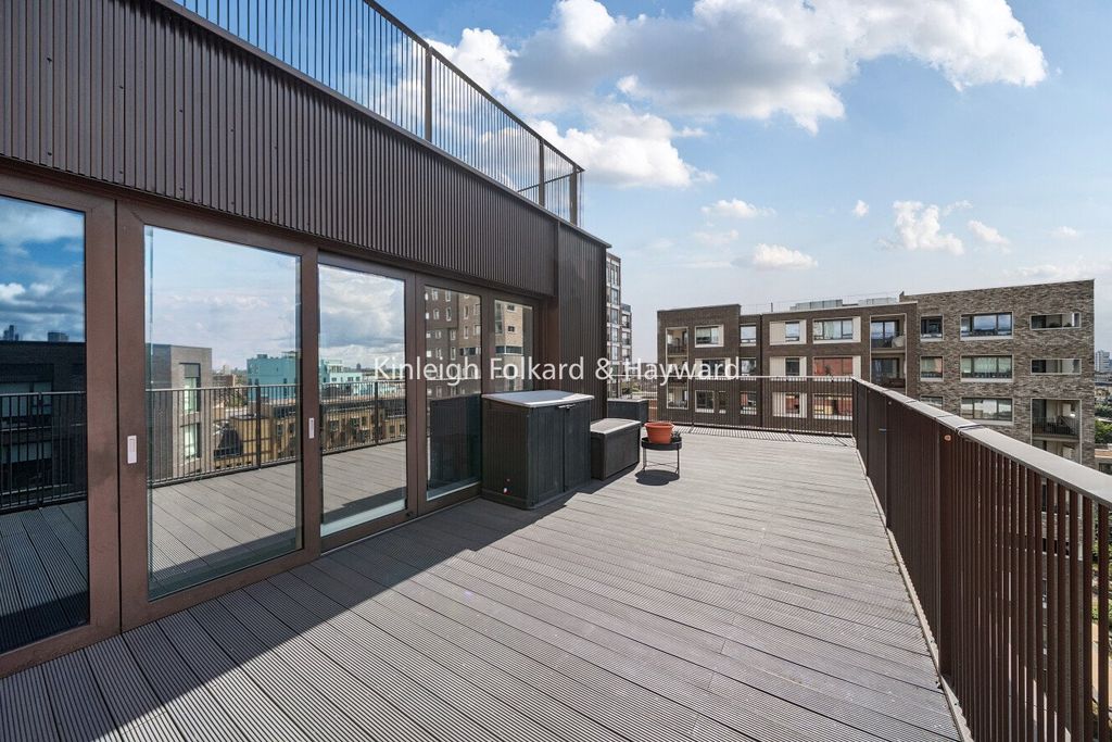 Property photo 3 of 21 Picture No. 05