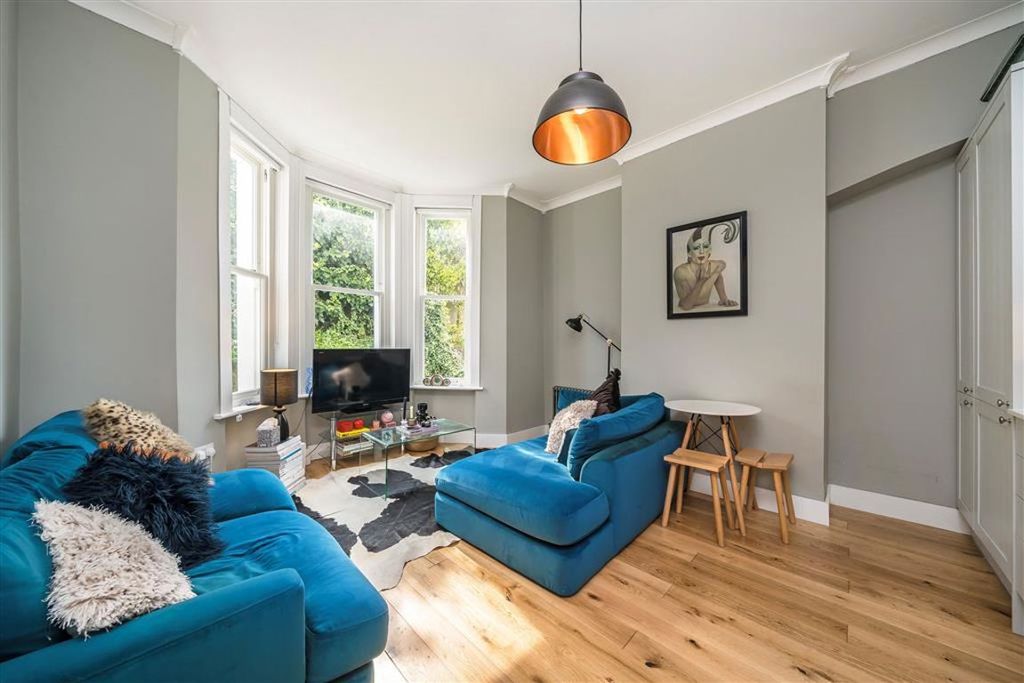 Property photo 3 of 9