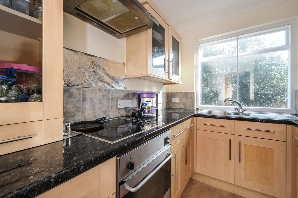 Property photo 1 of 6 Picture No. 05