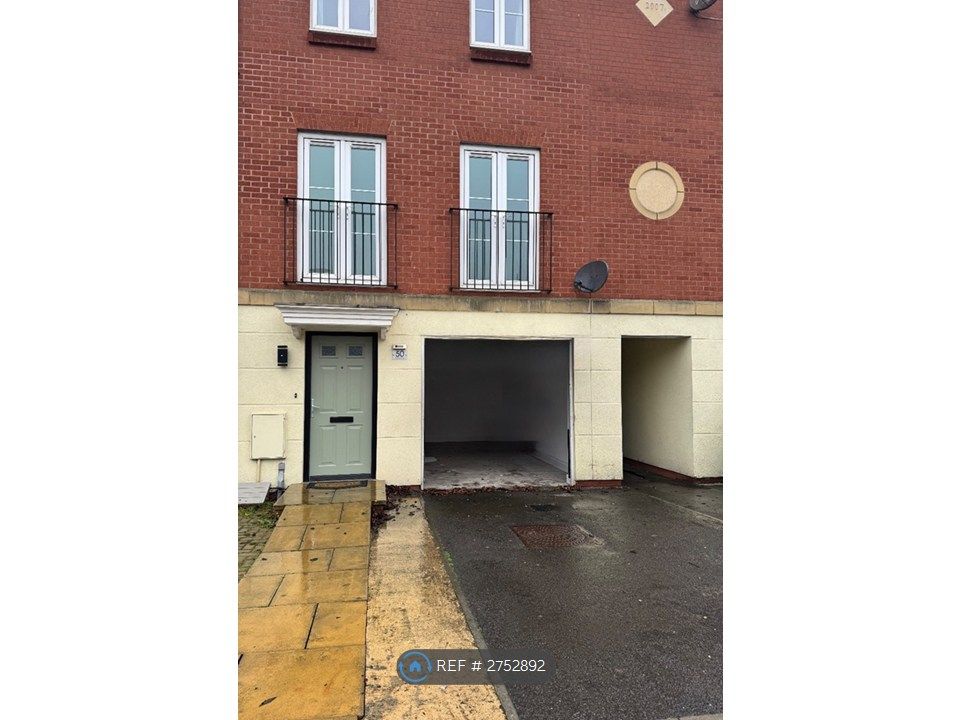 Property photo 2 of 24