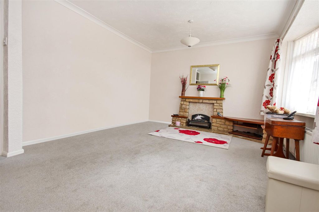 Property photo 3 of 13 Img_6182.Jpg