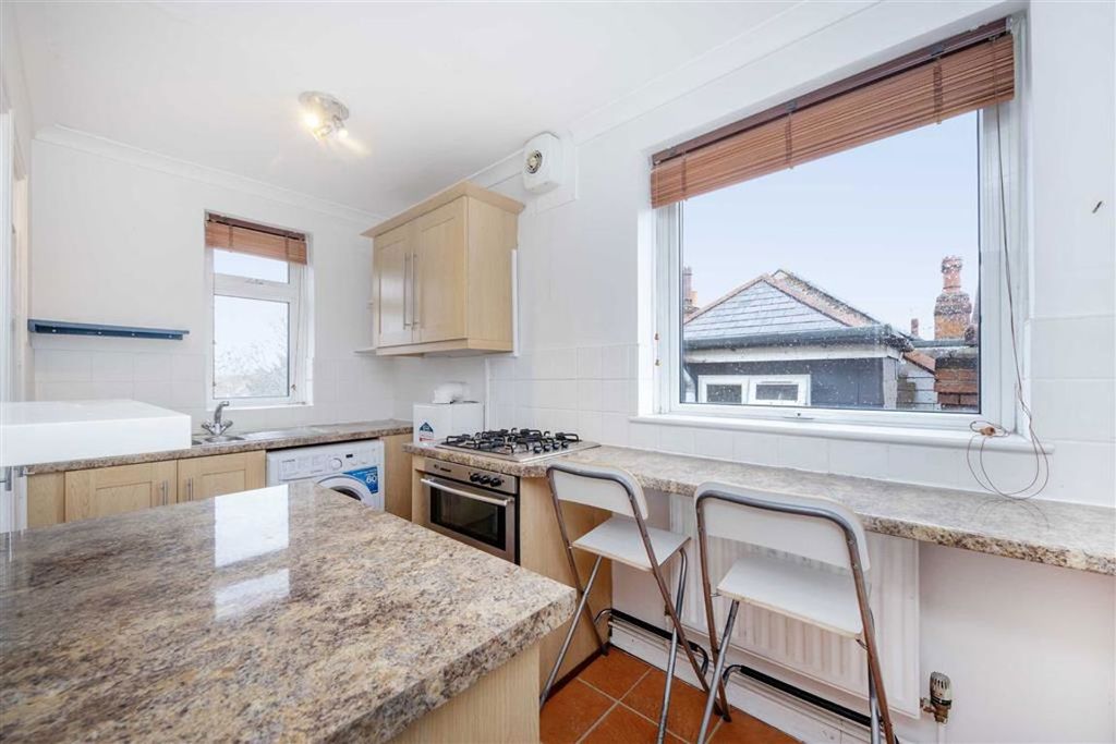 Property photo 3 of 5