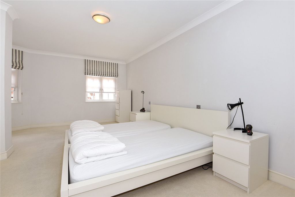 Property photo 3 of 9 Picture No. 18