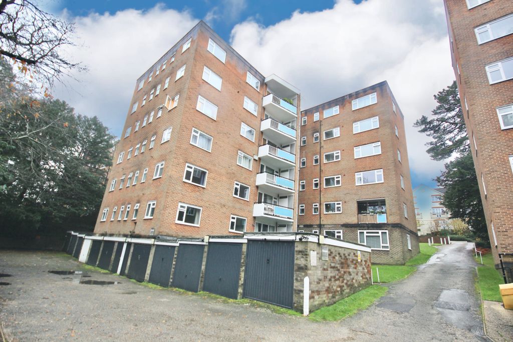 Property photo 1 of 23