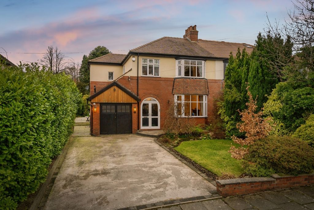 Property photo 1 of 32 Pbox-Img.Jpg