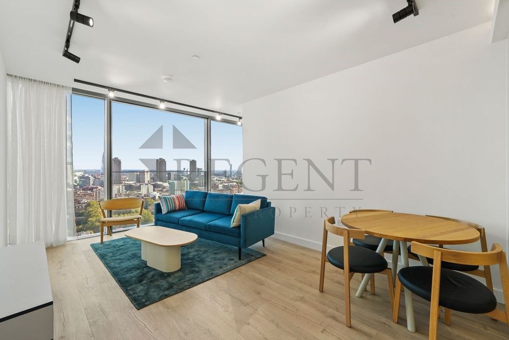 Property photo 1 of 16 Reception
