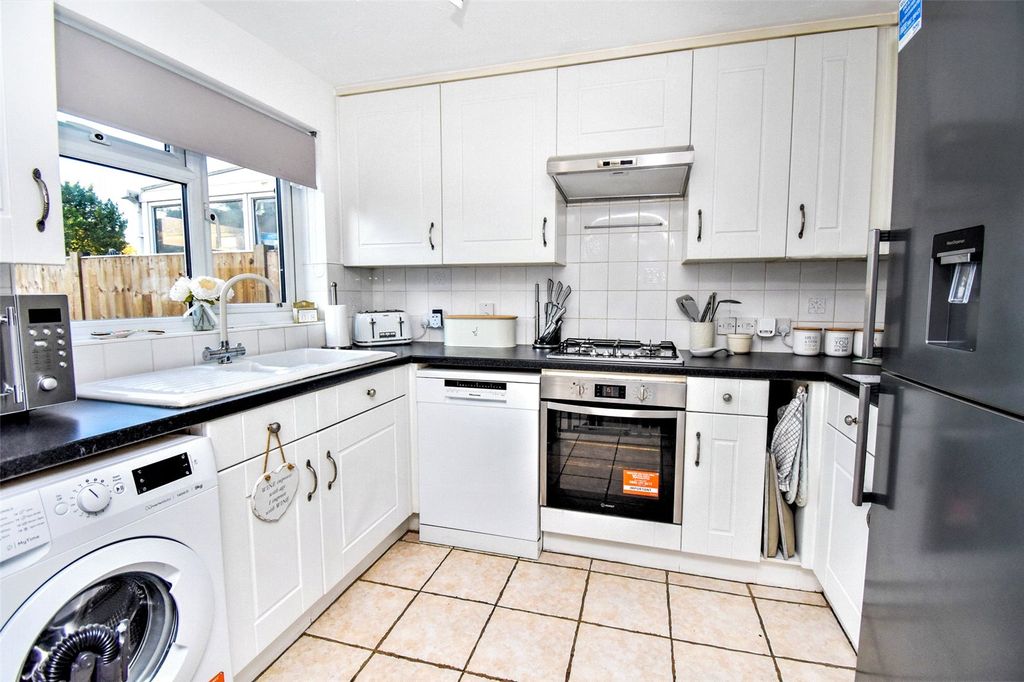 Property photo 2 of 12 Picture No. 09