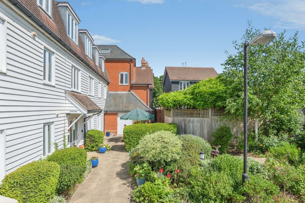 Property photo 1 of 14 Pbox-Img.Jpg