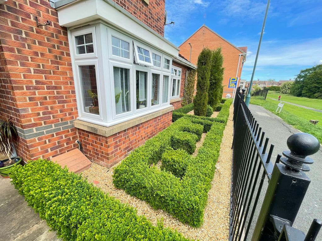 Property photo 3 of 22