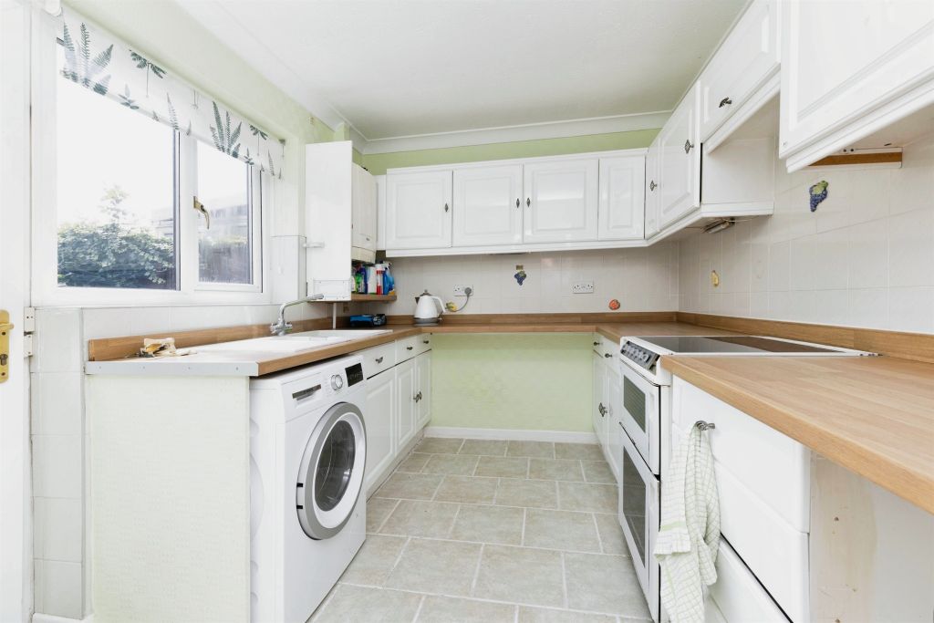 Property photo 3 of 17