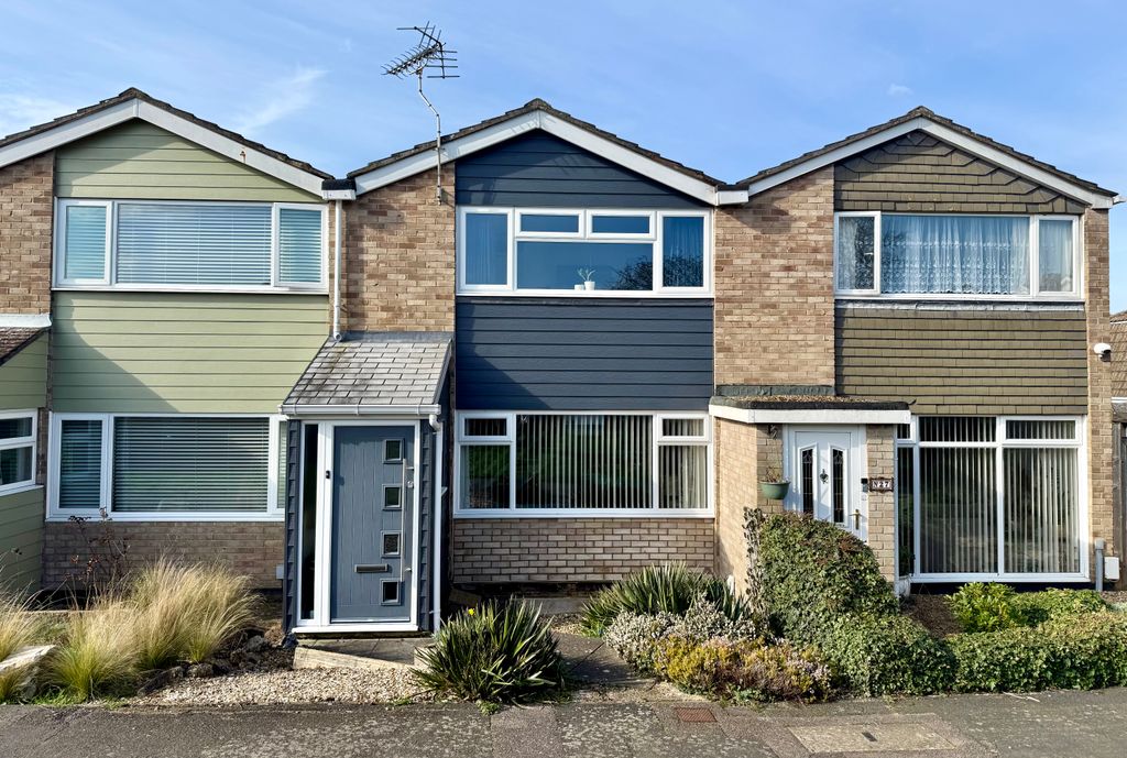 Property photo 1 of 18