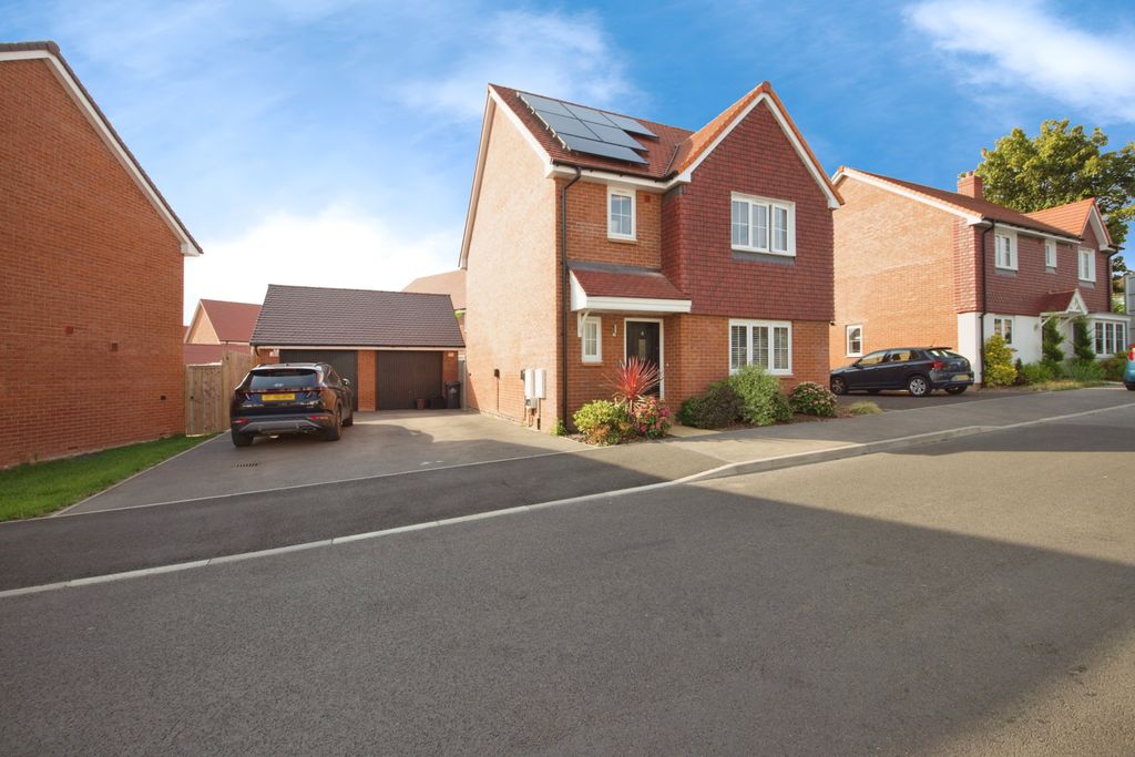 Property photo 1 of 23
