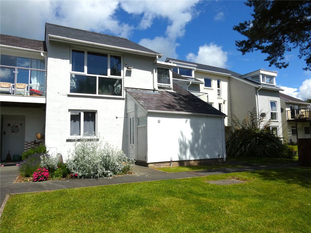 Property photo 1 of 10 Picture No. 14