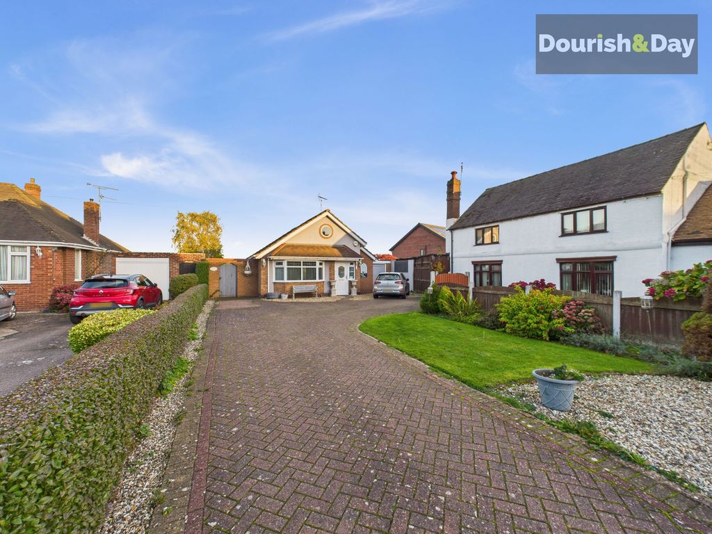 Property photo 1 of 28