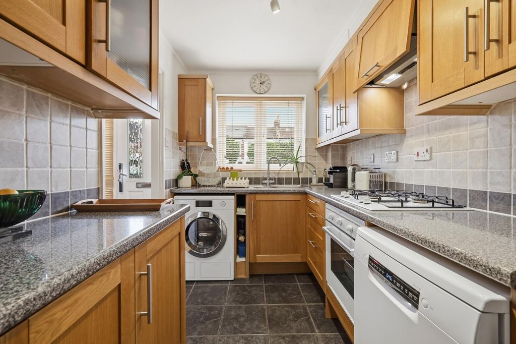 Property photo 3 of 24 Kitchen