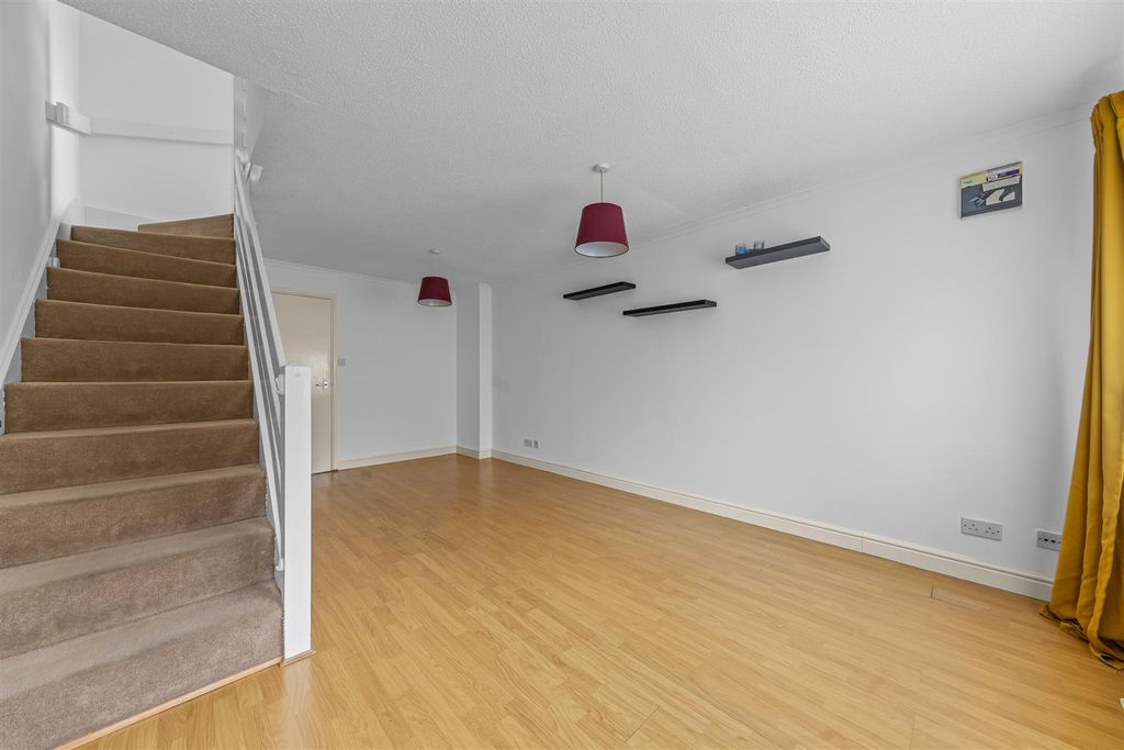 Property photo 3 of 15 7Montagudrweb06.Jpg