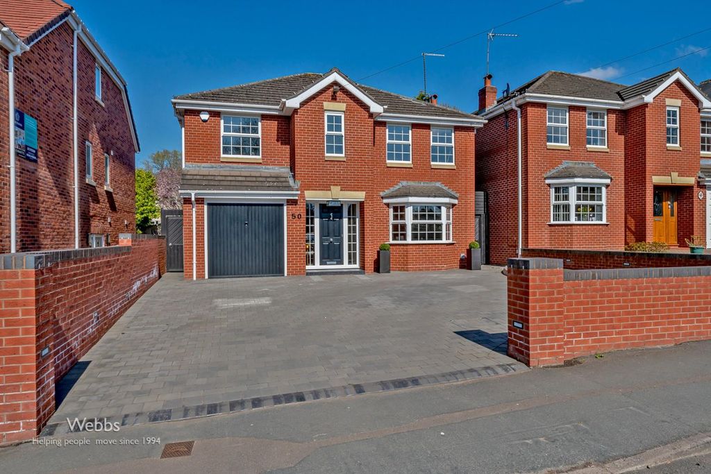 Property photo 1 of 36 © Webbs Estate Agents © (60 Of 70).Jpg
