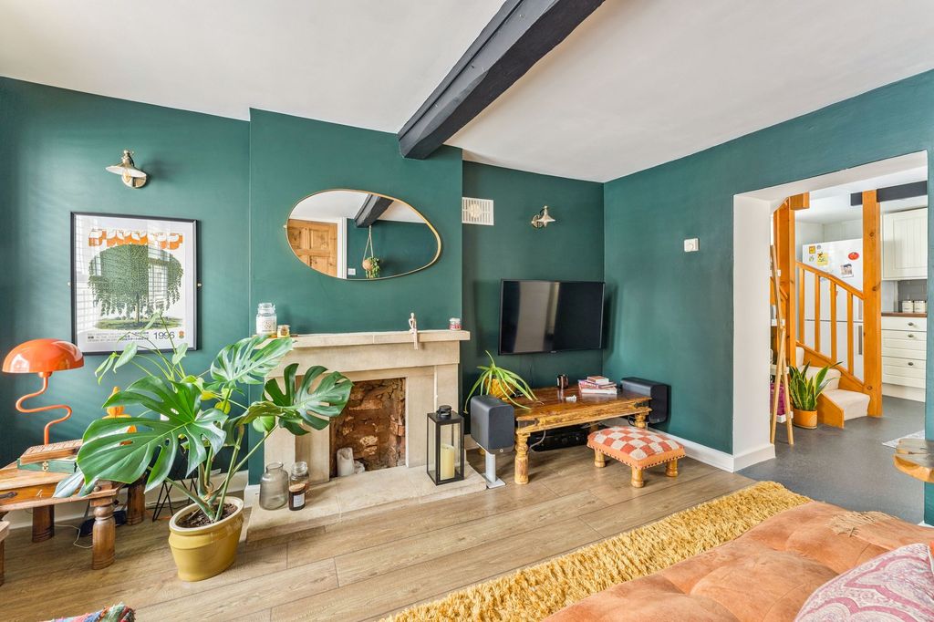 Property photo 2 of 14