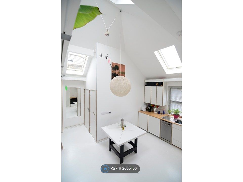 Property photo 2 of 26 Kitchen And Entrance