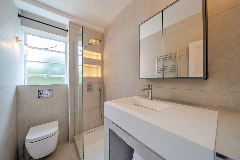 Property photo 2 of 12 1520562-8-1A0Aea6...