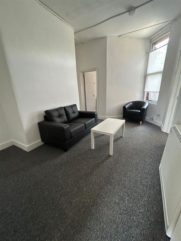 Property photo 1 of 9 Whatsapp Image 2026-06-01 At 9.34.30 Am.Jpeg